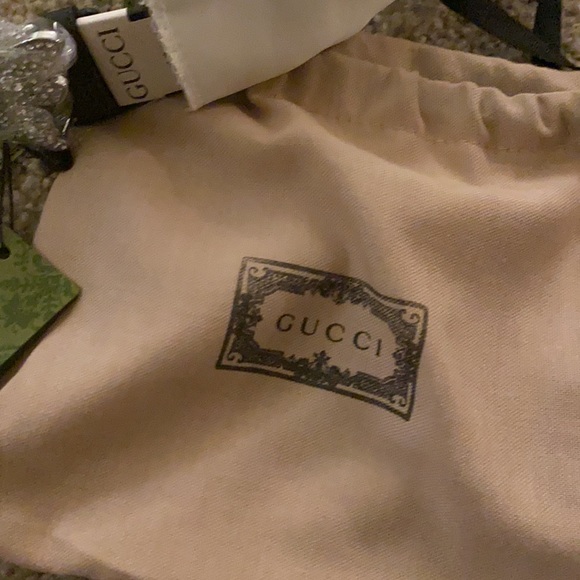 Gucci Butterfly Belt Black Leather - Picture 6 of 10